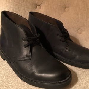 Clarks Bushacre Leather Chukka Boots